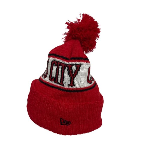 Kansas City Chiefs New Era NFL On Field Removeable Pom Beanie Football Athleisur - Picture 6 of 8